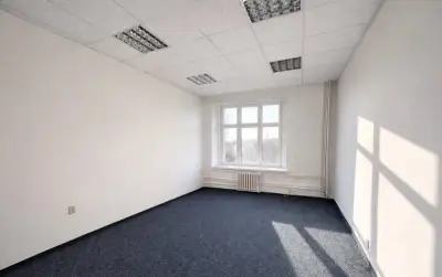 PRONÁJEM KANCELÁŘE V PRAZE 7 – BEZ PROVIZE 17 m2