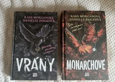 Vrány a Monarchové