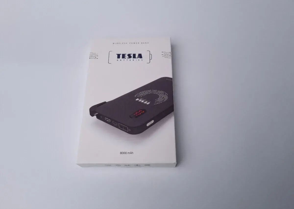 Tesla QI 10 Wireless Black, powerbanka 8000 mAh