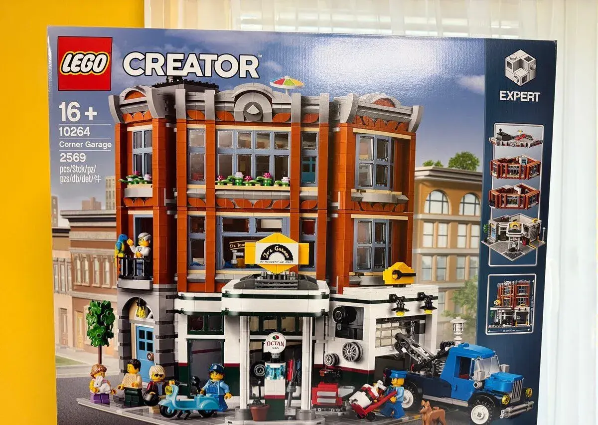 Lego Ceator 10264 Rohová garáž