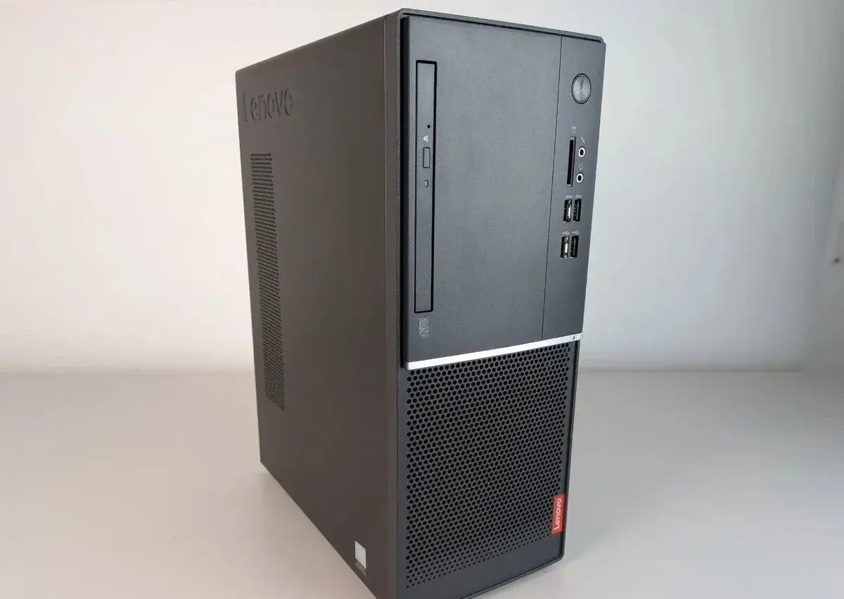 Lenovo V530 - 2400G, 16GB RAM, 256GB NVMe, ZÁRUKA, OS