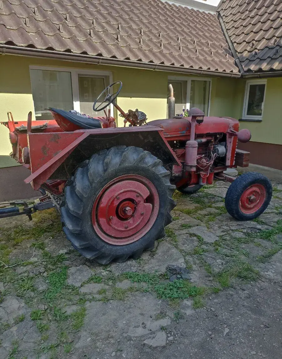 Zetor 25 s motorem 3011
