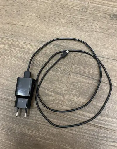 Nabíječka telefonu mikro USB 5V/2A
