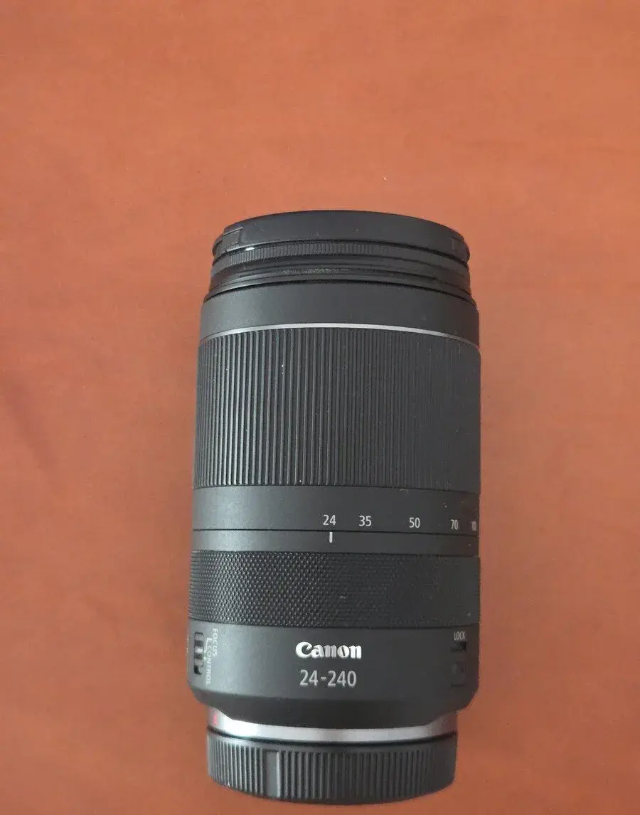 Canon RF 24-240 mm f/4-6,3 IS USM ( V ZÁRUCE)