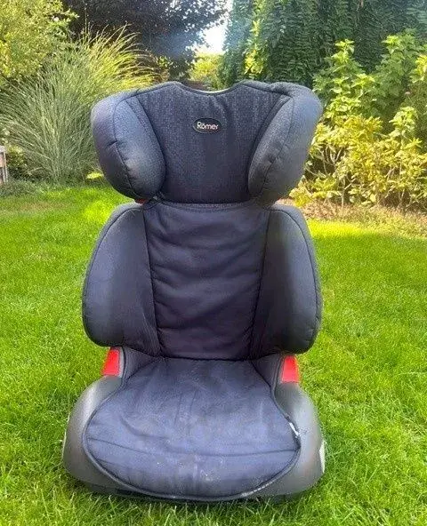 Autosedačka Britax Römer Adventure (15-36kg)