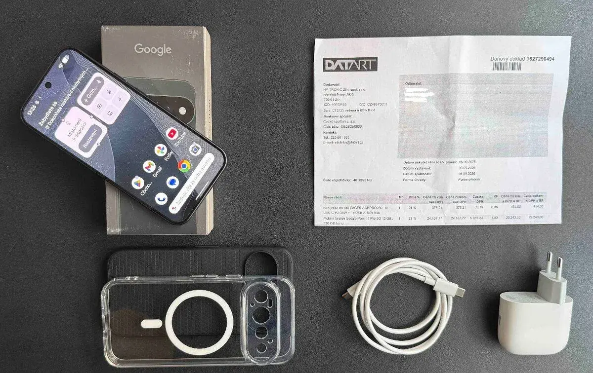 Google Pixel 11 Pro / 6,34"/ 256 / V záruce do 9/28