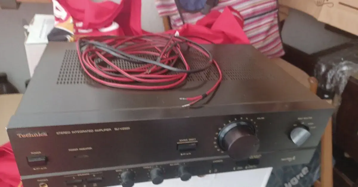 Zesilovač Technics