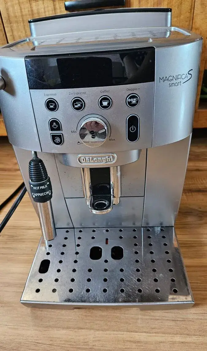 DeLonghi Magnifica S Smart ECAM 250.31.SB