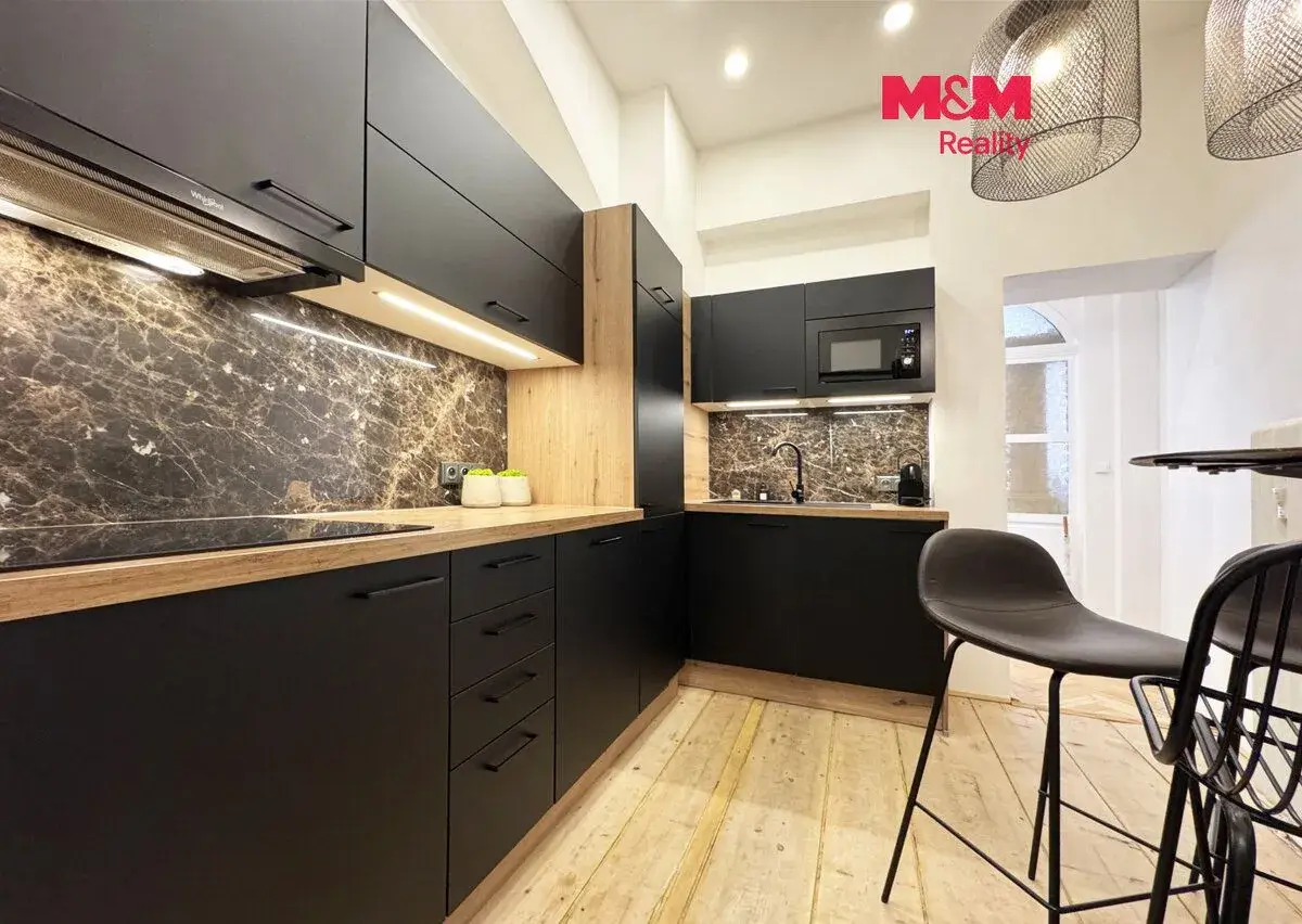Pronájem bytu 2+1, 51 m², Karlovy Vary, ul. Tržiště