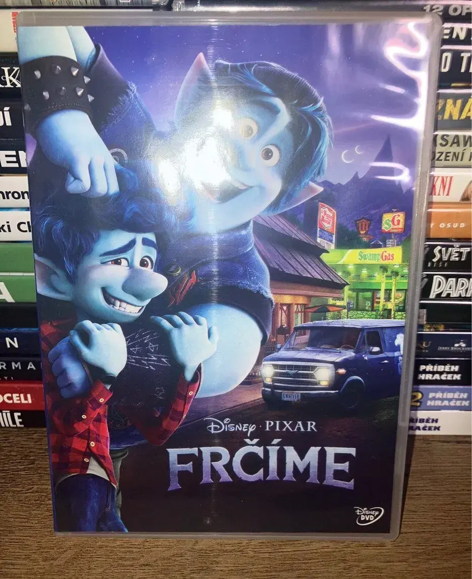 Frčíme DVD nové