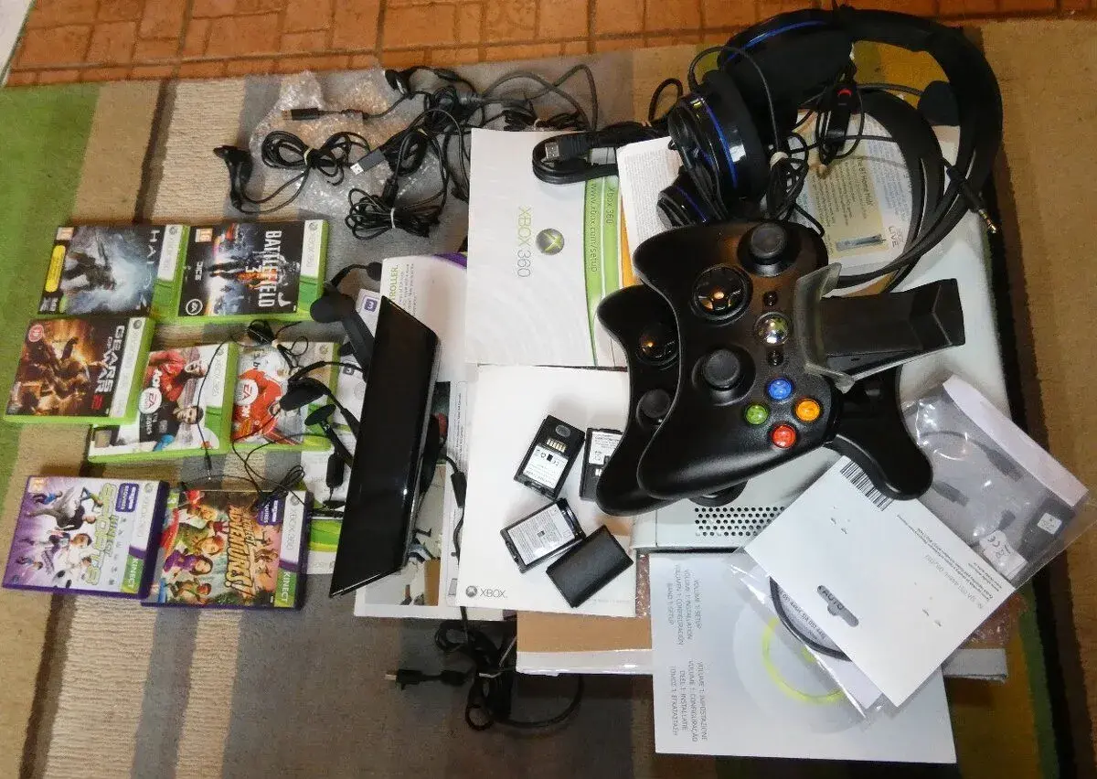 XBOX 360 Elite Kinect Hry HDMI HDD KOMPLETNÍ SESTAVA