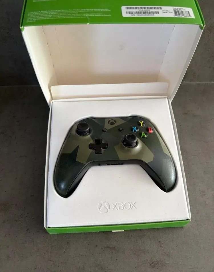 XBOX ONE S Wireless Controller Special Edition Armed Forces