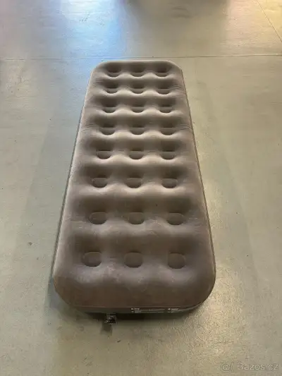 Nafukovací matrace