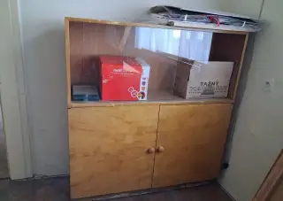 Retro knihovnu
