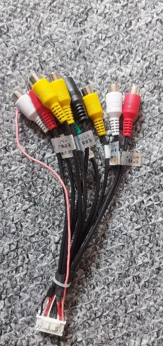 AUX kabel pro Android rádio Junsun