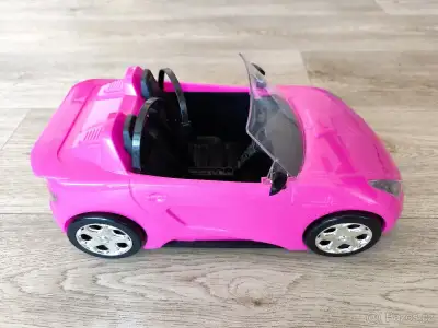 Auto pro panenku barbie kabriolet