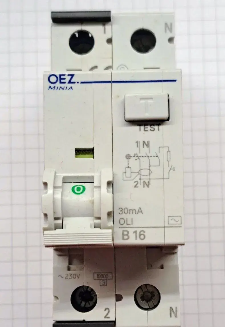 Kombi chránič OEZ, OLI-16B-1N-030A