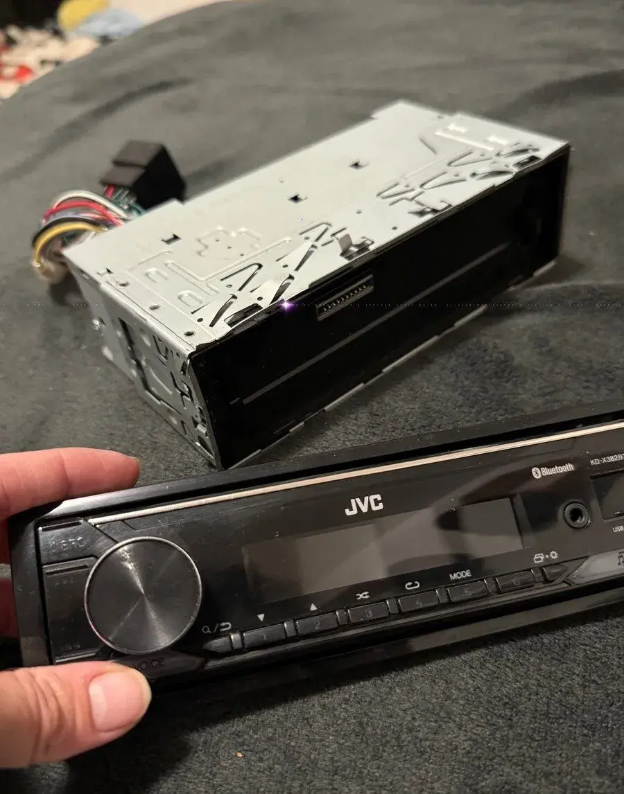 Autorádio Bluetooth JVC