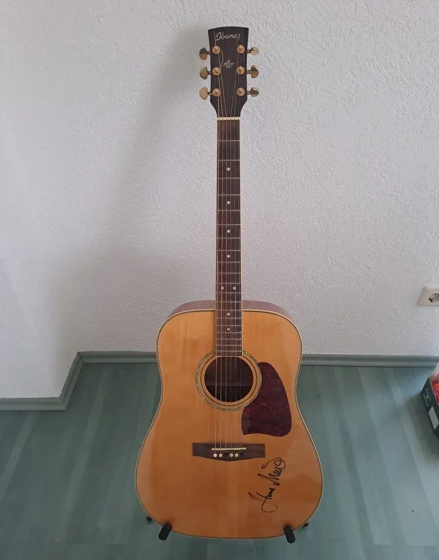 - 30% - Gitara IBANEZ AW 100 - podpísaná Honza Nedved