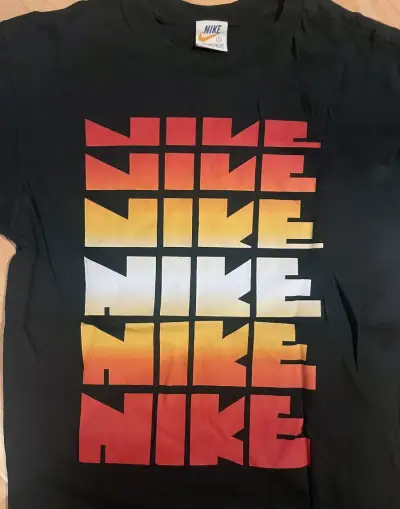 Nike černé originál tričko - velikost S