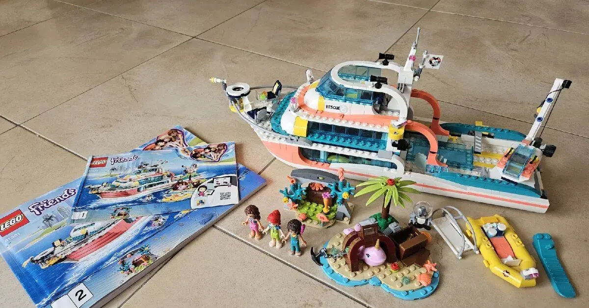 Člun LEGO Friends 41381 pro záchranné operace