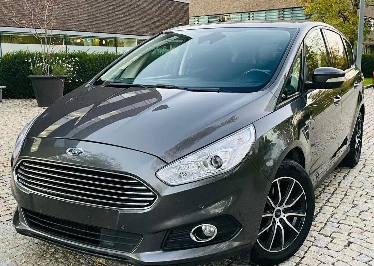 Ford S-MAX – 155 699 km