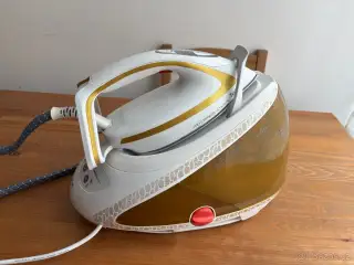 Parní generátor Tefal Pro Express Ultimate GV9581E0