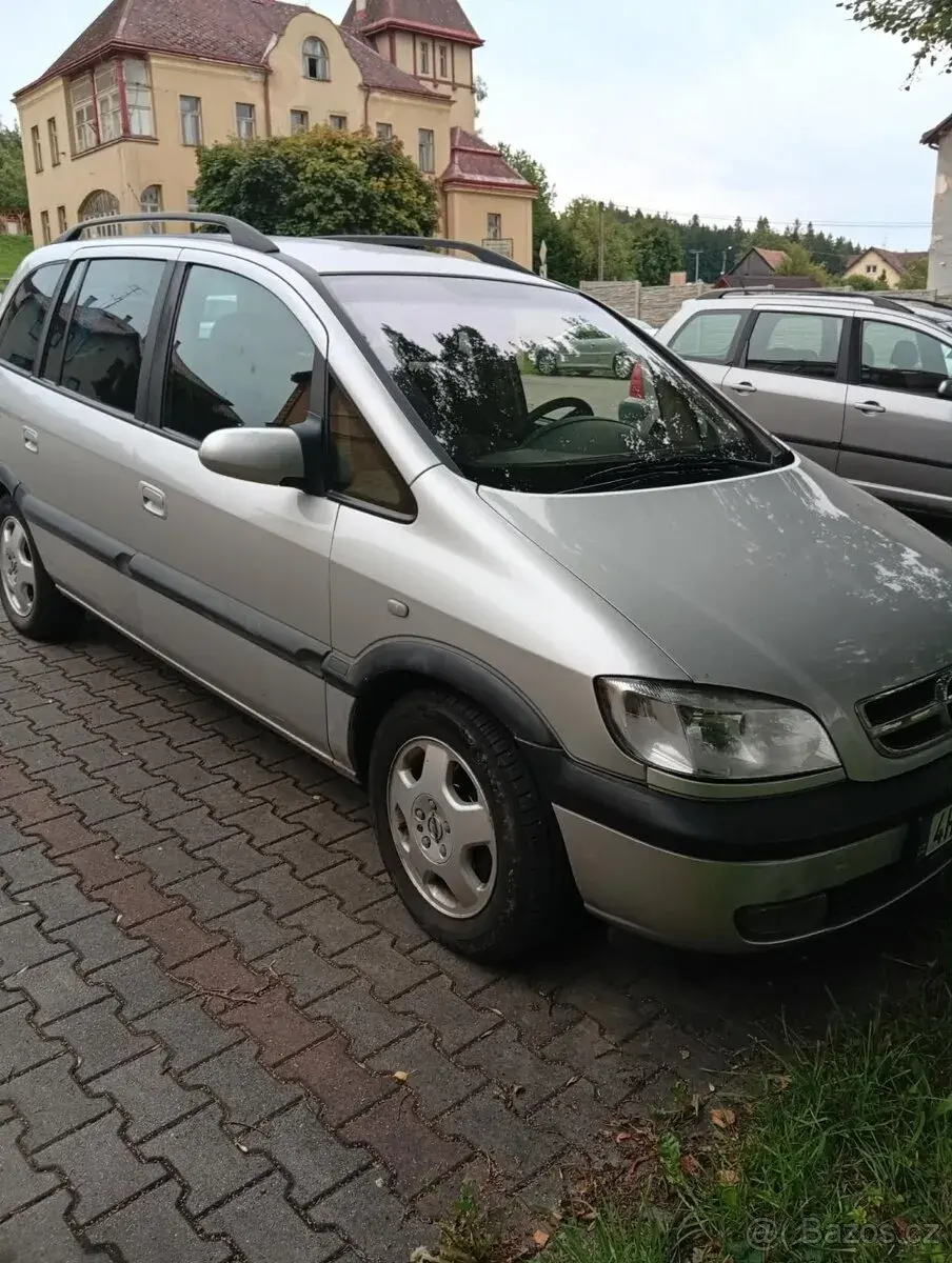 Opel Zafira – 206 399 km