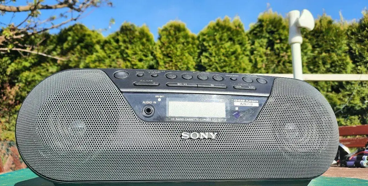 Boombox – přenosný rádio-kazeťák+CD - SONY CFDS07CP bez D.O.