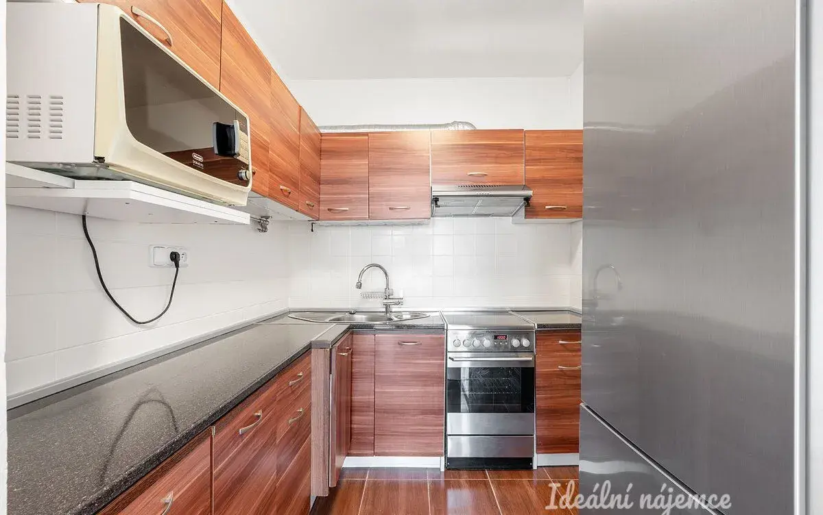 Pronájem bytu 2+kk, Ciolkovského, Ruzyně, 41 m2
