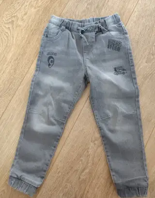 Dětské jeansy vel.110