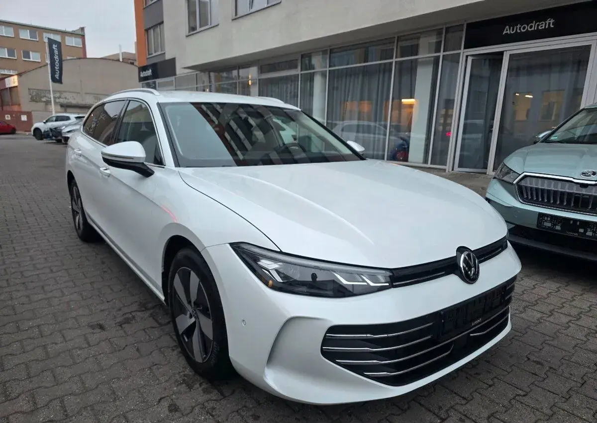 Volkswagen Passat – 2026, 26 000 km