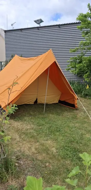 Stan pro čtyři osoby