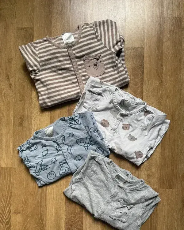 Pyžámka Overalky H&M