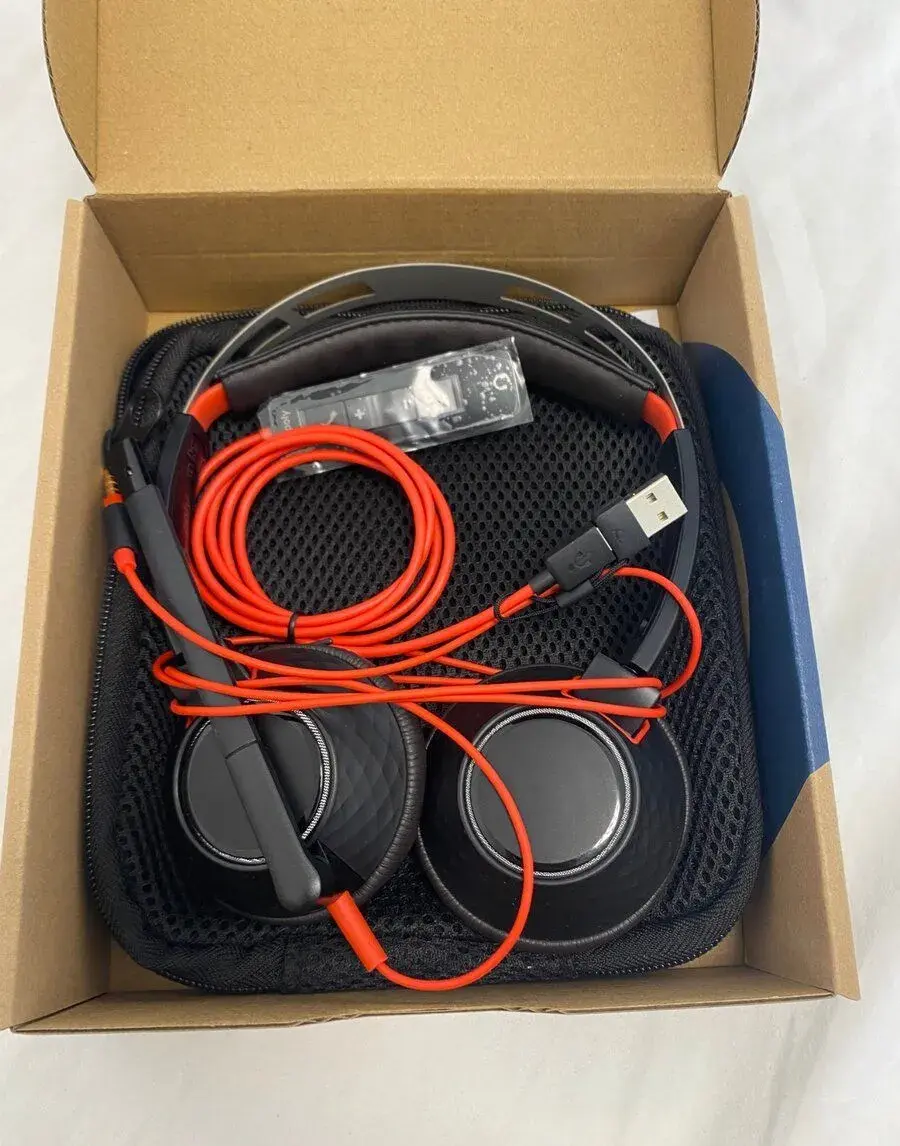 Poly Blackwire 5220 – špičkový kancelářský headset