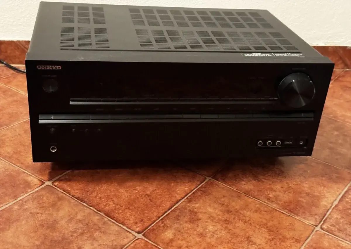 Onkyo AV receiver TX-NR509