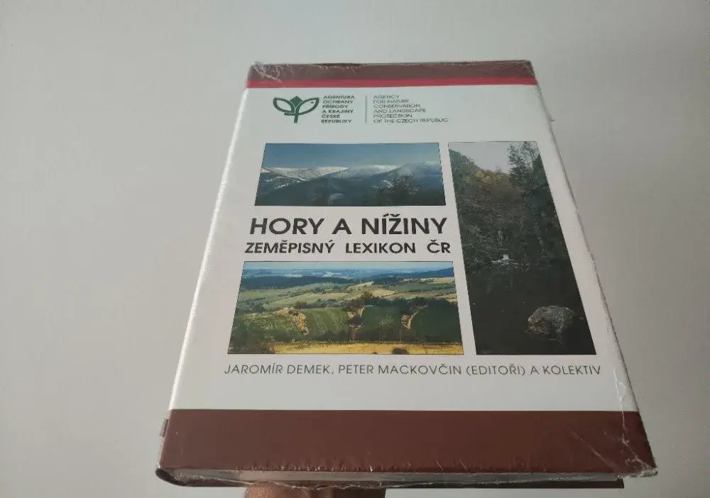 Zeměpisný lexikon ČR - Hory a nížiny - 2.vydání (2006)