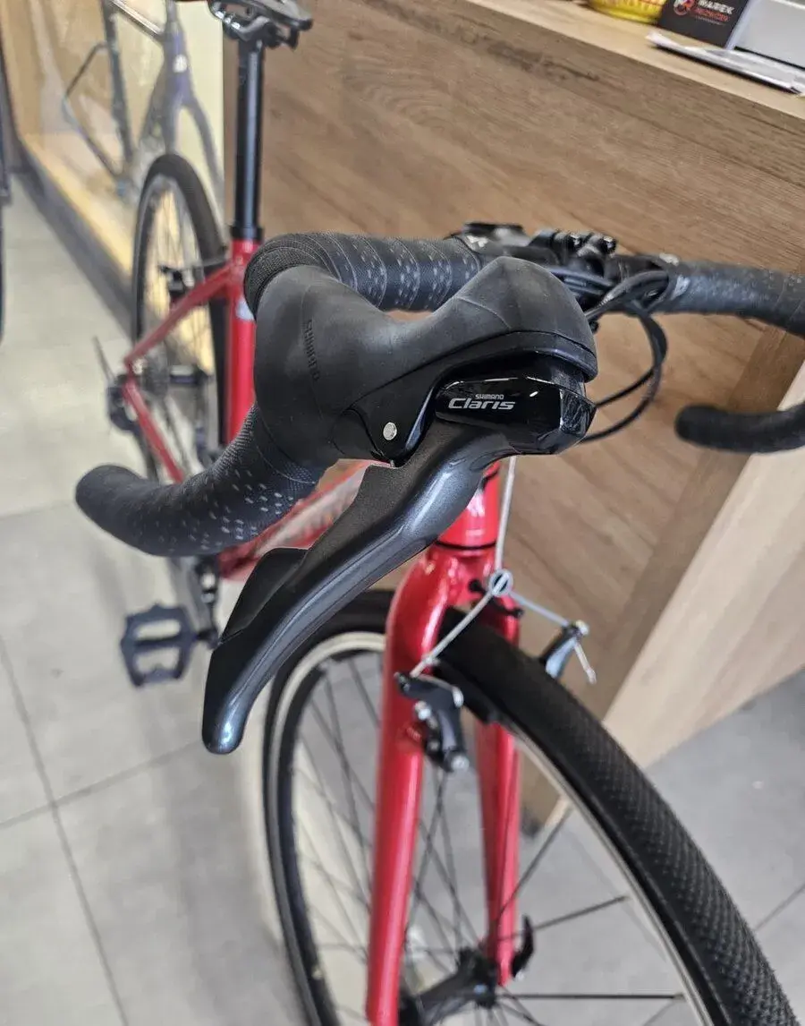 Lapierre Sensium Junior 2024 – silniční kolo pro mladé