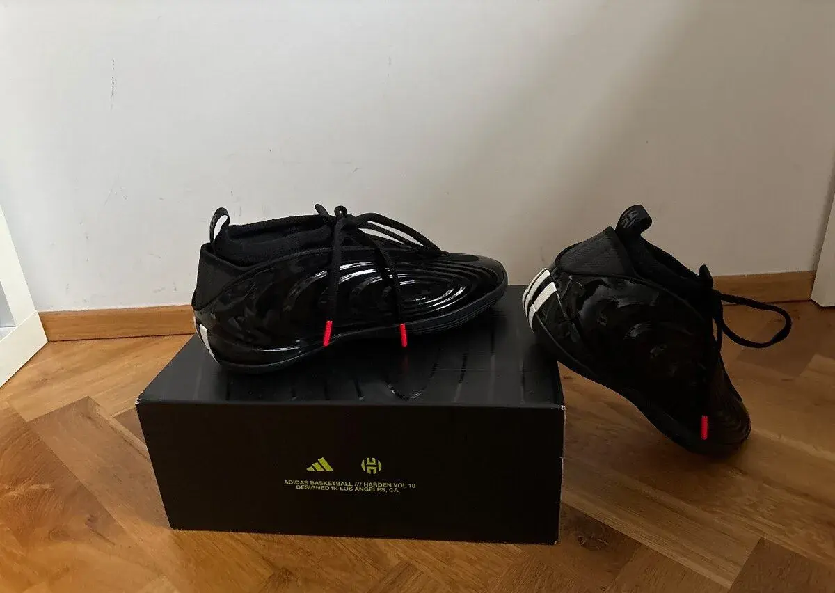 Basketbalové boty Adidas Harden, vel 42
