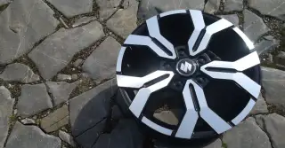 Suzuki KIZASHI