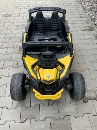 Elektrické auto