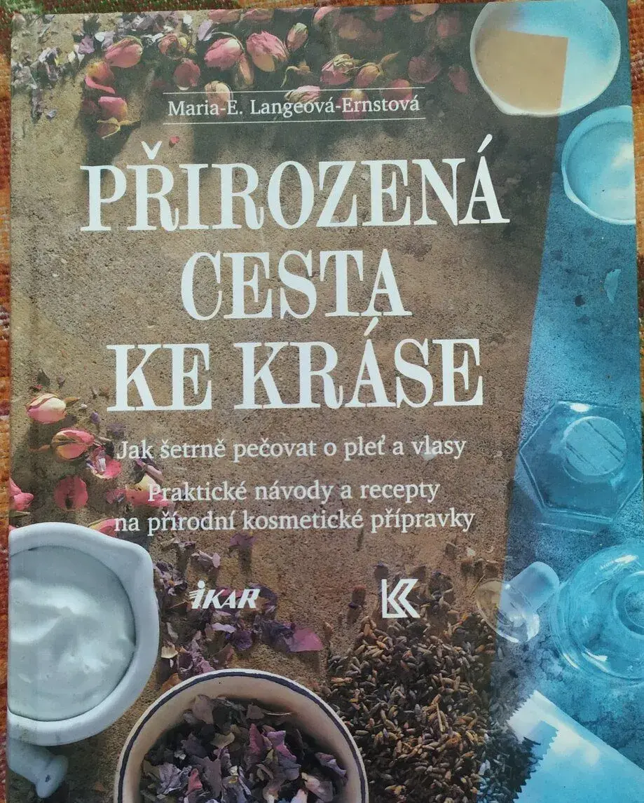 Knihu Přirozená cesta ke kráse
