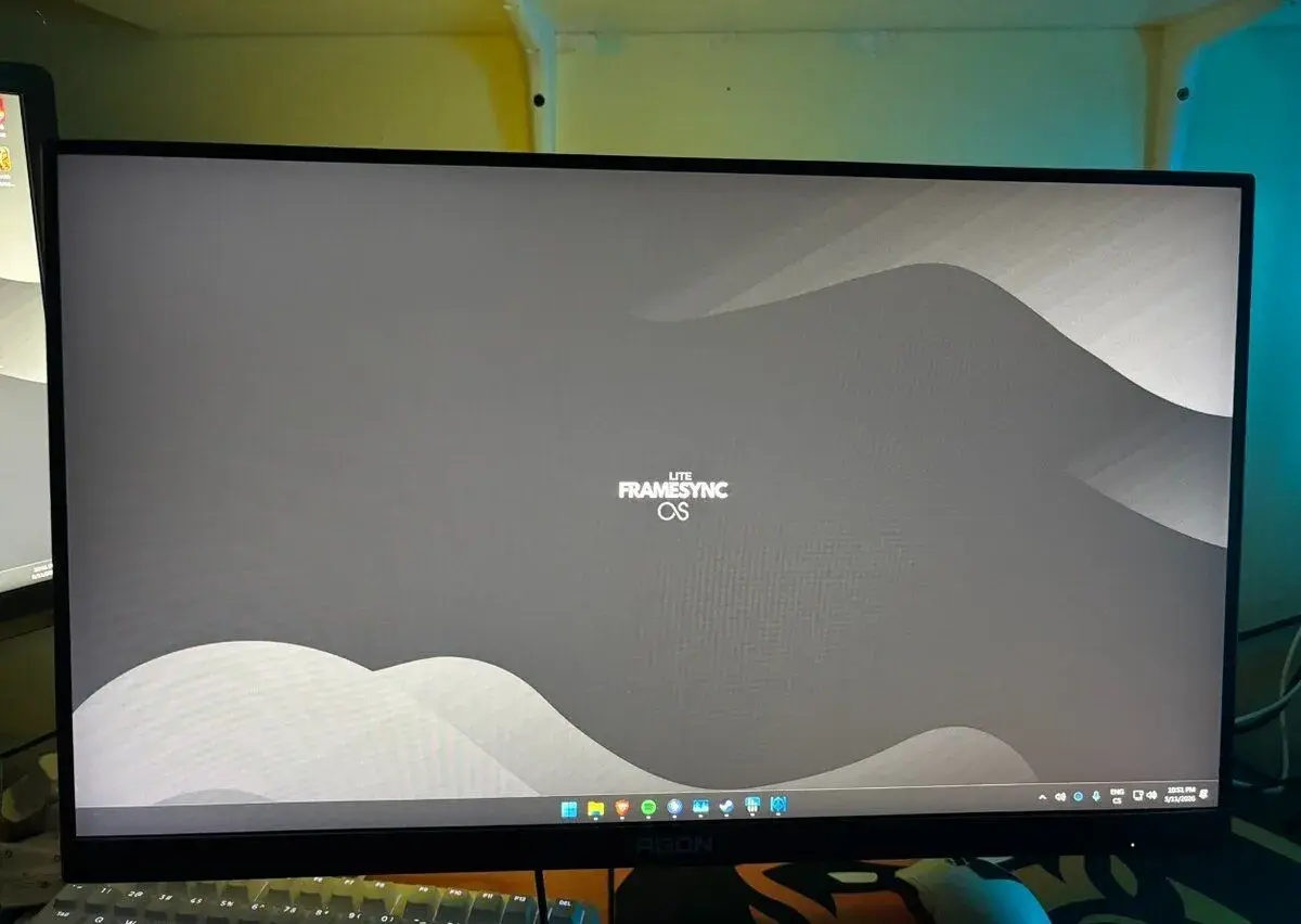 390Hz monitor AOC