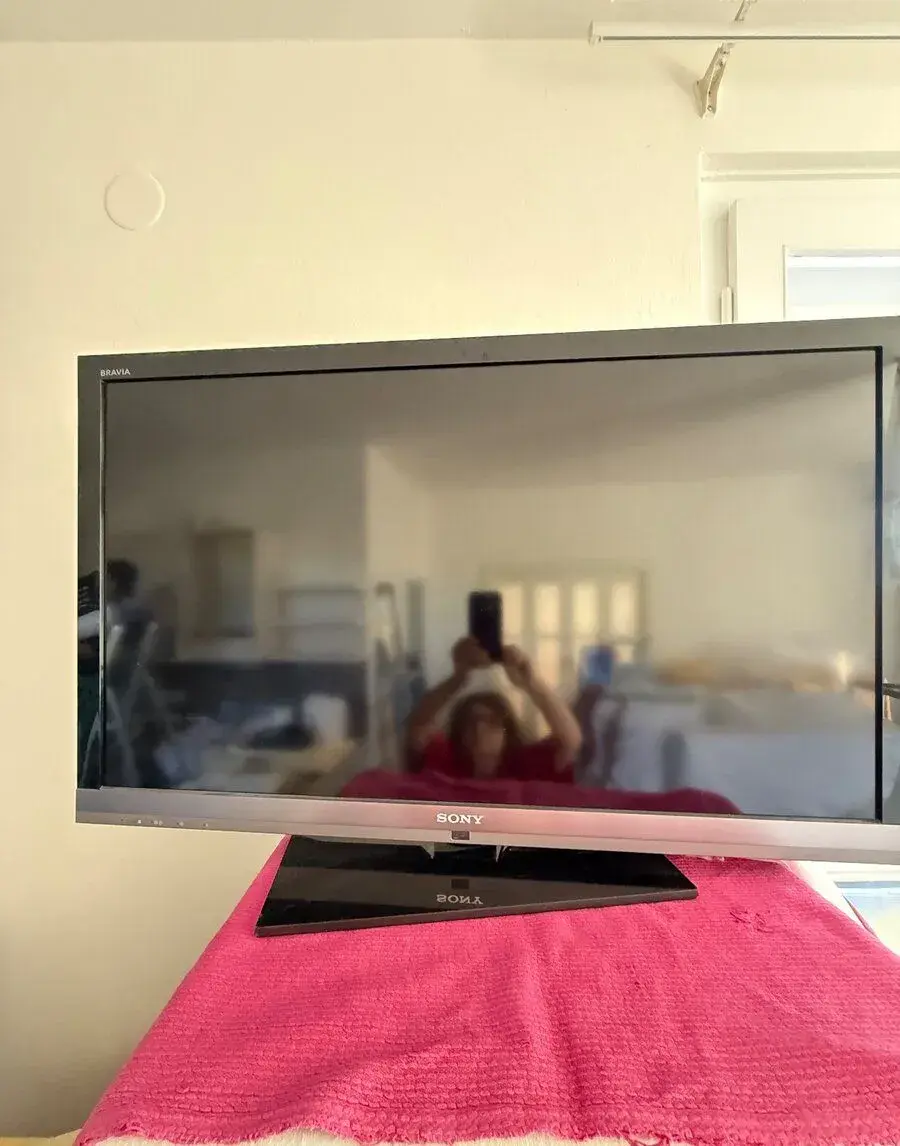 TV Sony Bravia 40”