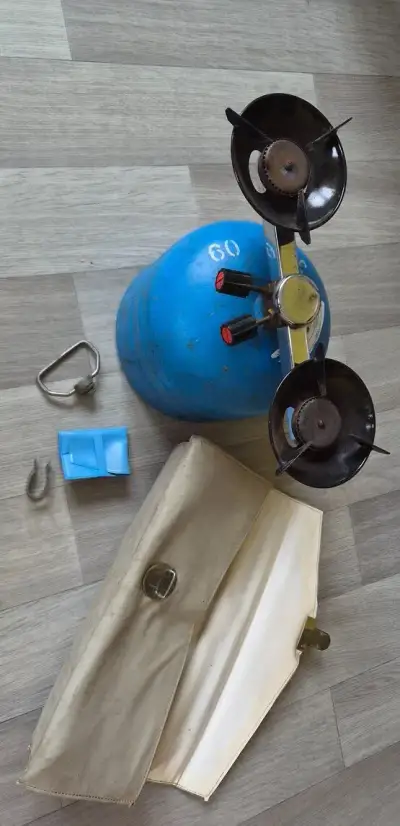 Propanbutanový vařič+2kg bomba