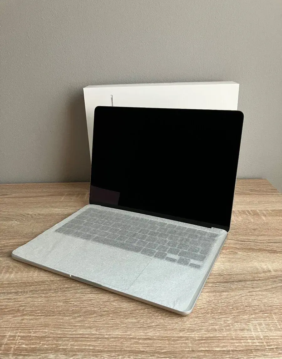 Apple MacBook Air M4 13” 💻