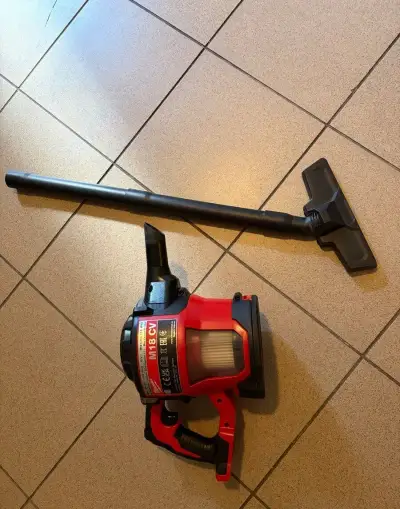 Milwaukee M18 CV – aku ruční vysavač 18 V (bez baterie a nab