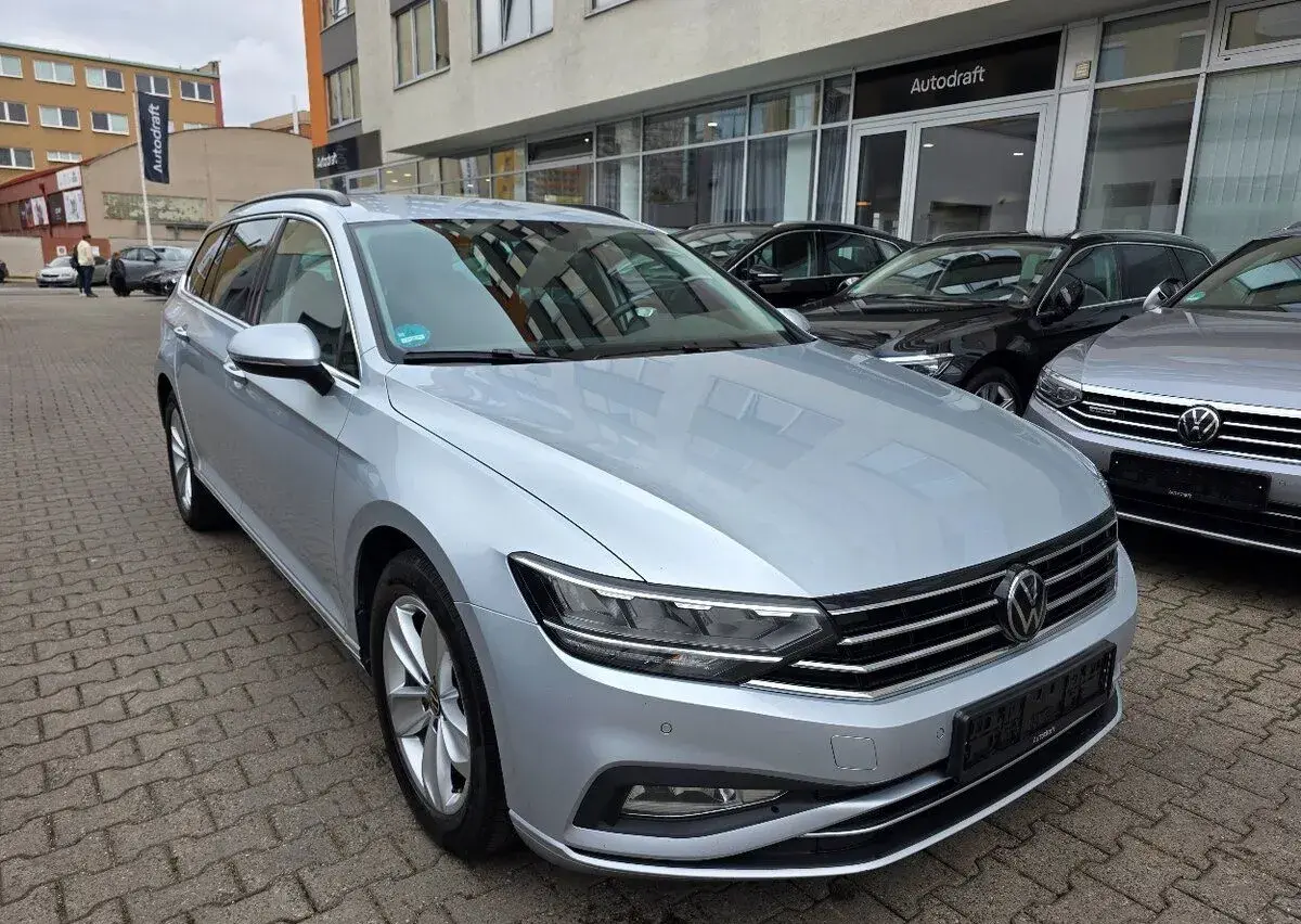 Volkswagen Passat – 2023, 150 224 km