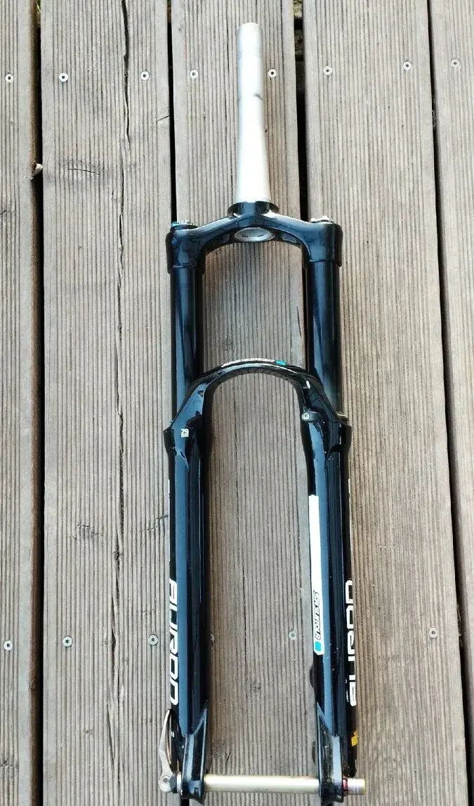 Suntour Auron 35 mm vzdvih 150 mm 29" kolo