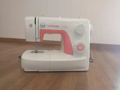 Šicí stroj Singer Simple